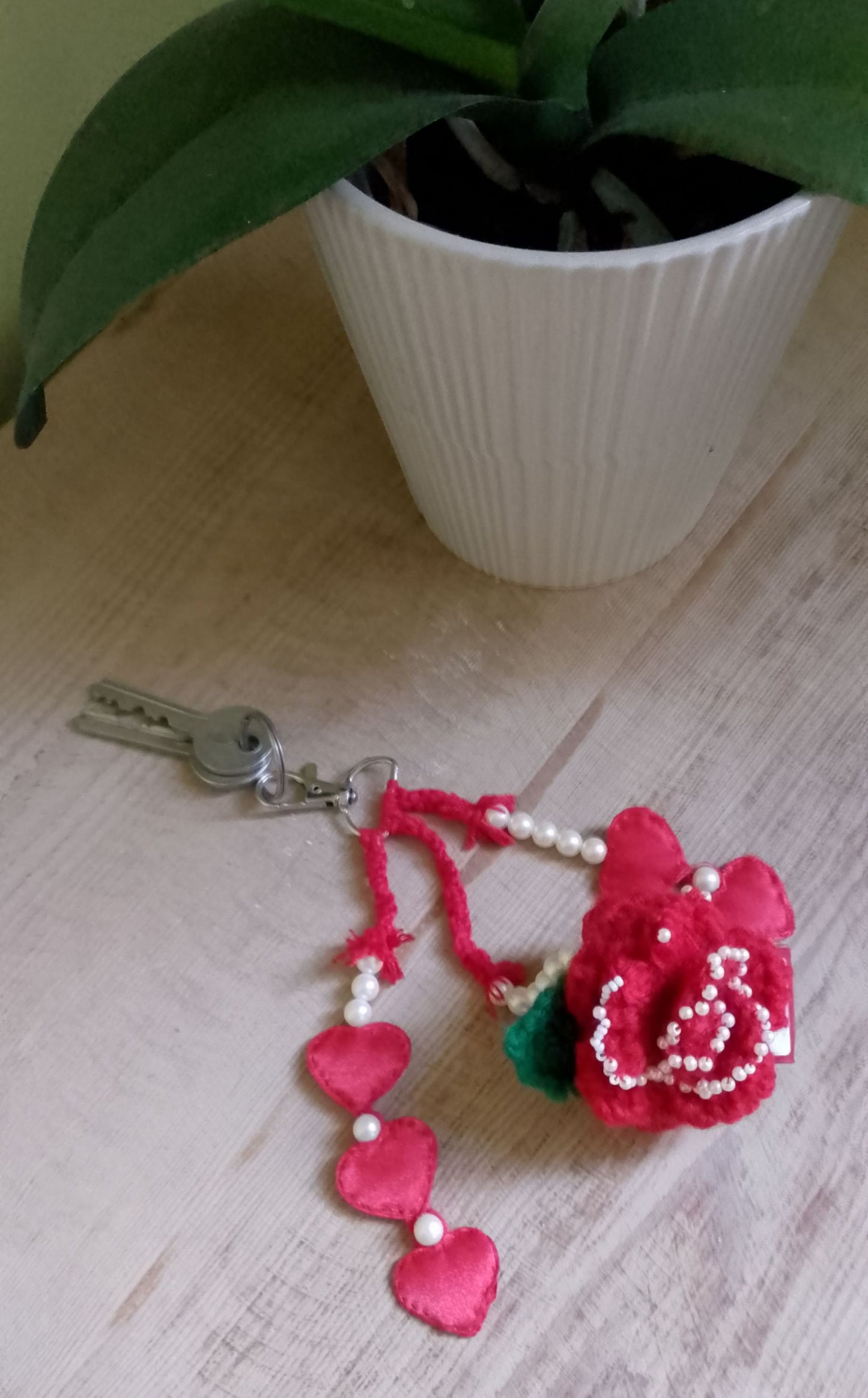 Hearts 'n Flowers Key/Bag Fob