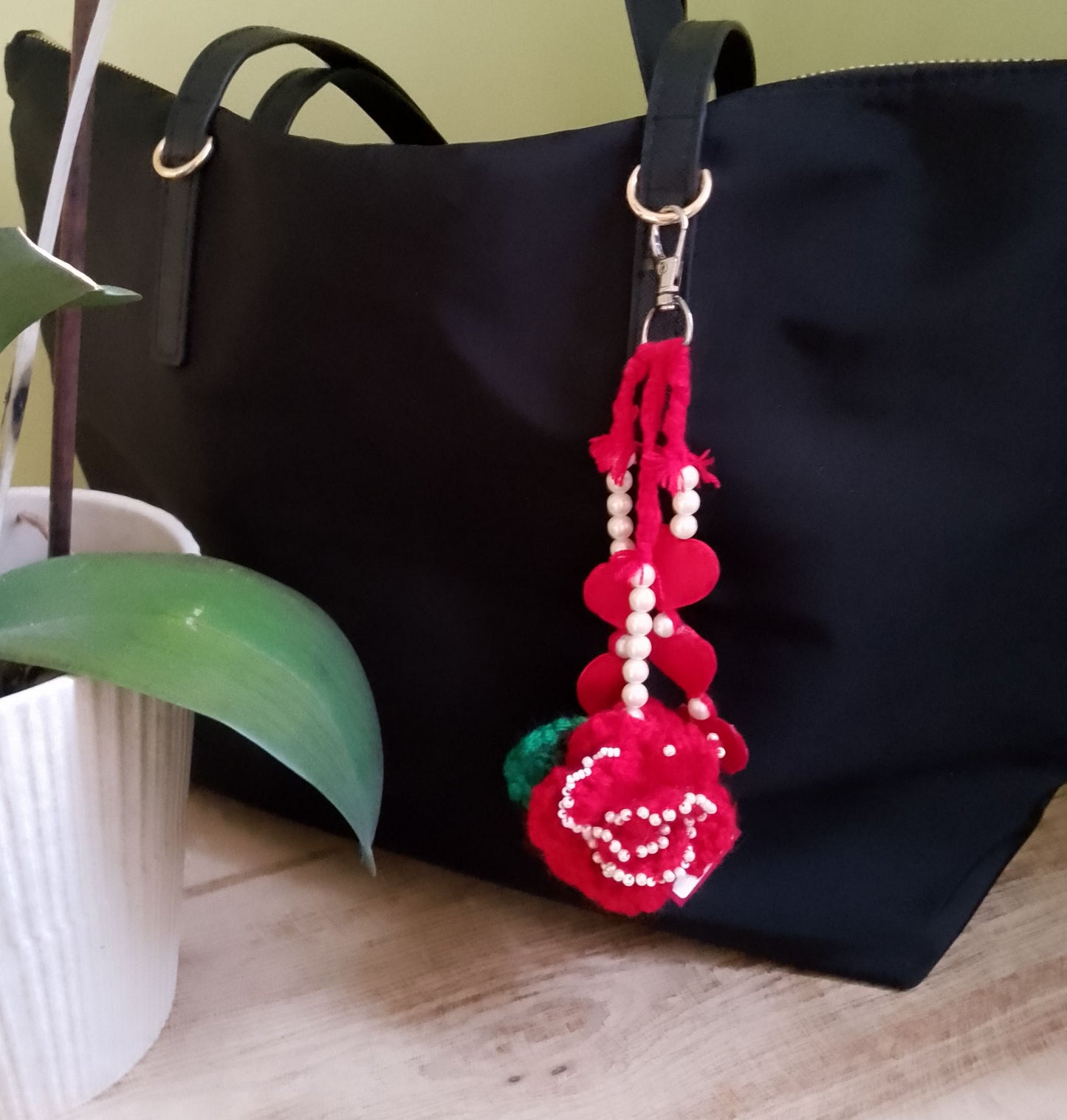 Hearts 'n Flowers Key/Bag Fob
