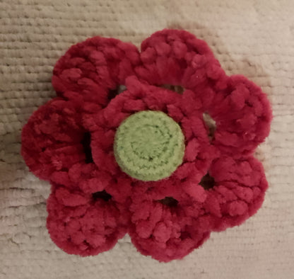 Lazy Daisy Brooch
